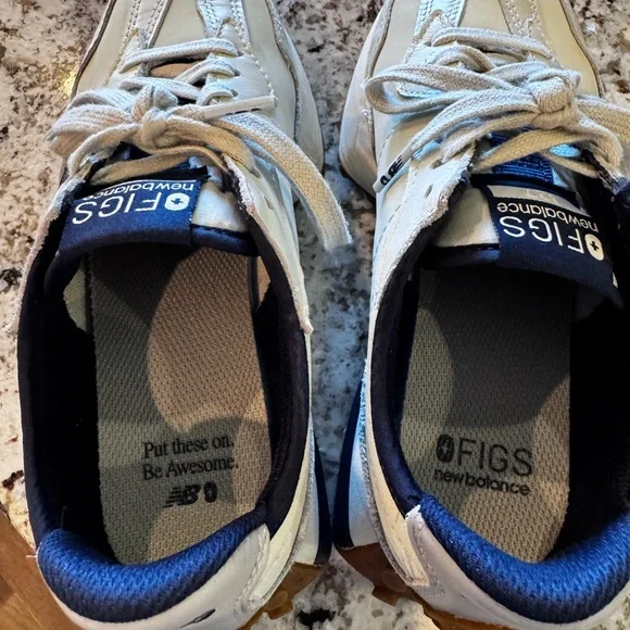 New Balance 327 FIGS - Picture 10 of 11